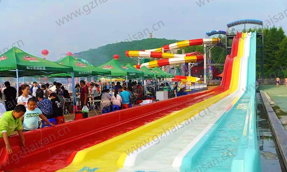 黑龍江密山鐵西森林水上樂園高速滑道