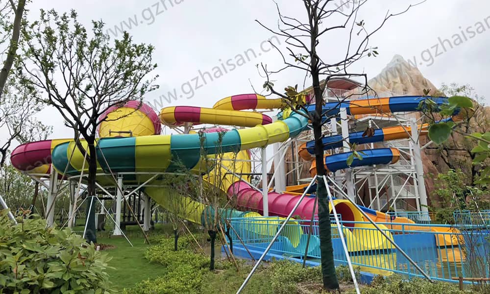 江蘇鹽城長樂水世界翻江倒海滑道